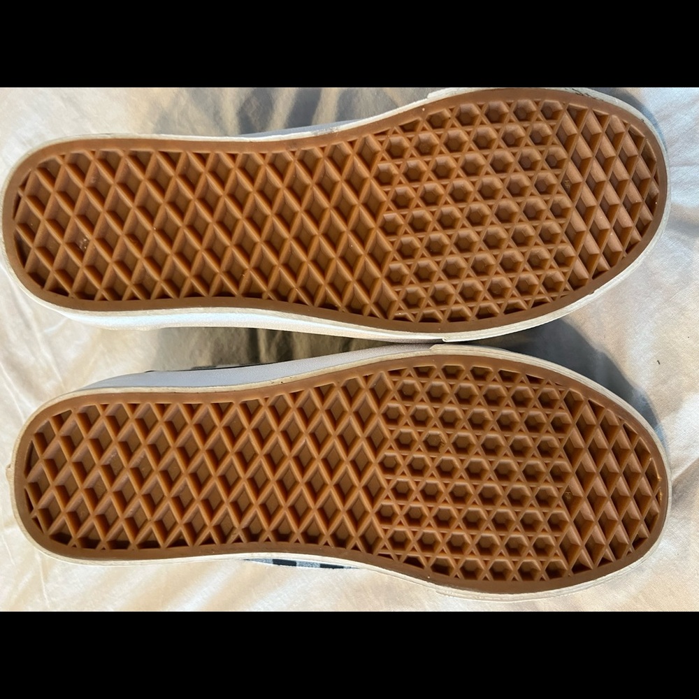 Vans - Picture 4 of 4